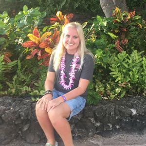 Meet your Posher, Abby